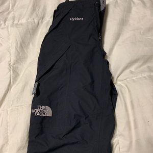 Women’s North Face Hy-Vent ski pants